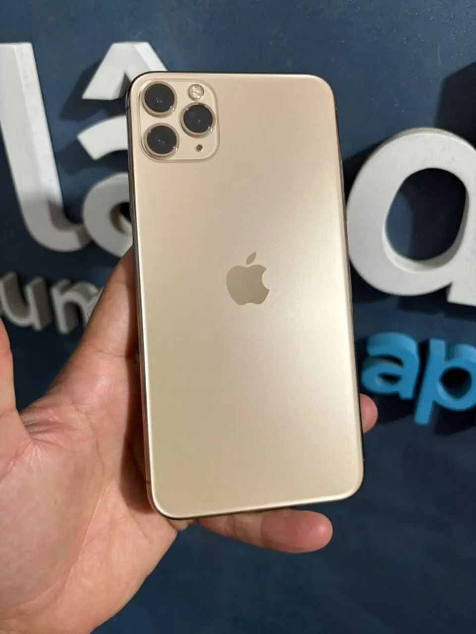 iPhone 11 Pro Max 64gb - Celulares e Smartphones - Bom Pastor