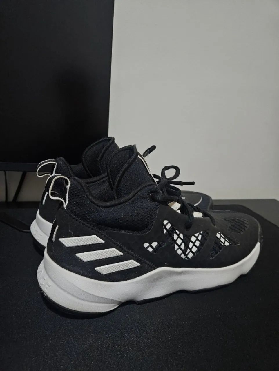 Adidas Bounce
