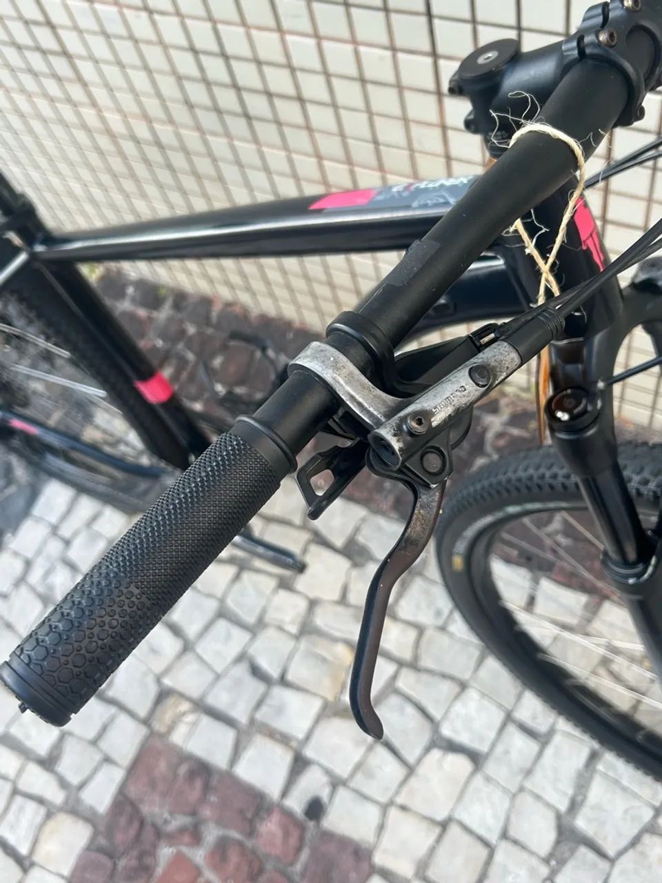 Bic. Caloi explorer pro TAM:17! - Foto 3