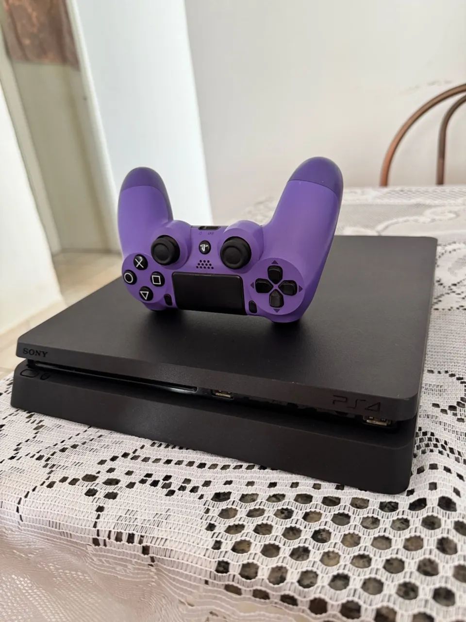Ps4 slim 1T - Foto 3