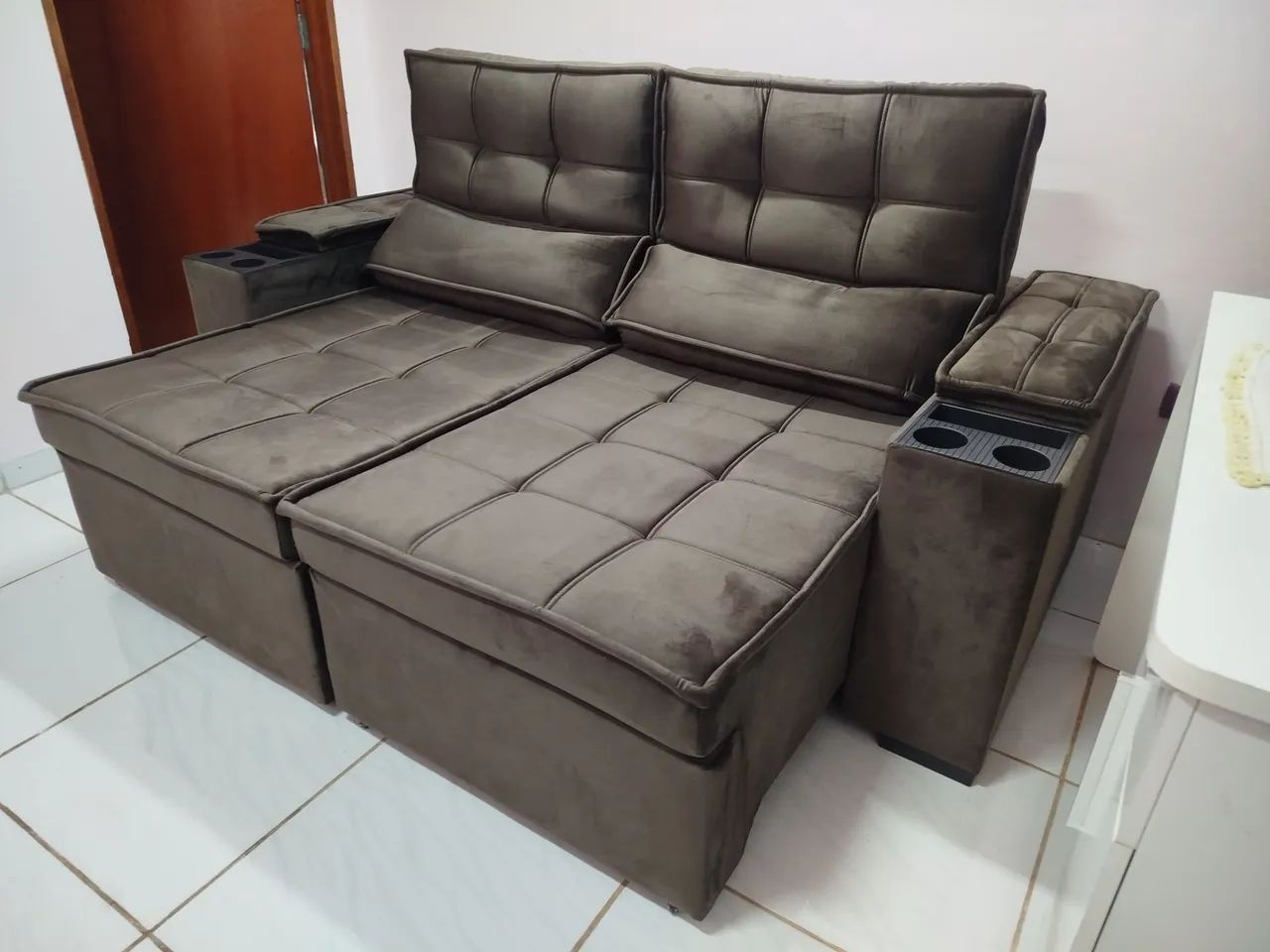 Sofá novo na promoção  - Foto 3