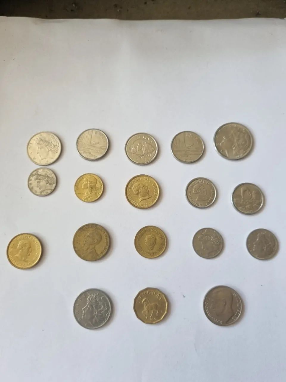 Lote 3 - Coleção de Moedas Antigas Brasileiras e Estrangeiras + Cédulas - Foto 5
