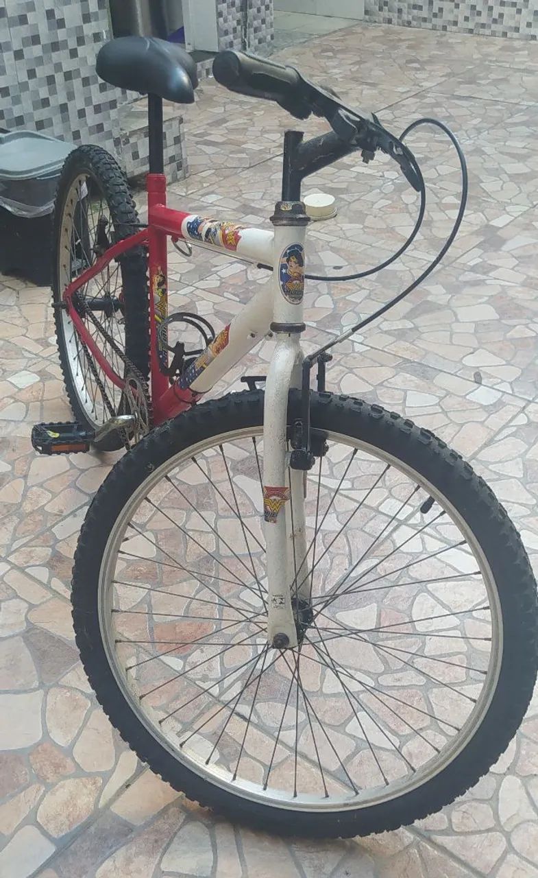 Bicicleta feminina, bem Conservada  - Foto 4
