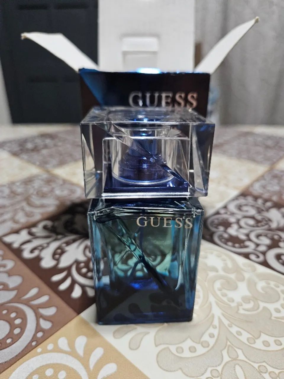 Perfume Guess Night