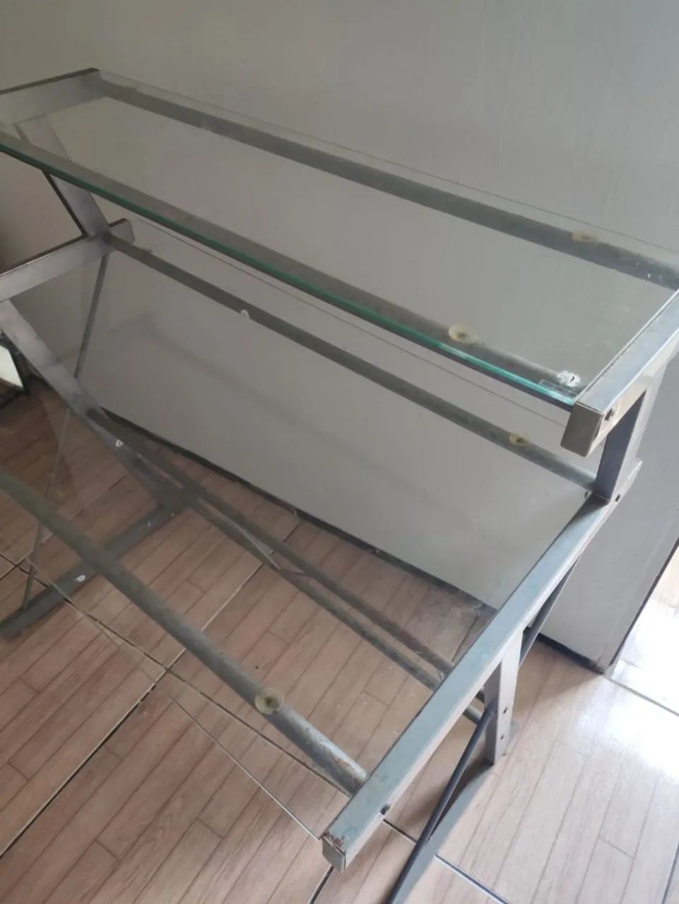 Mesa de vidro 444717548301854722