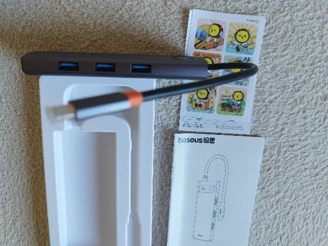 Hub Baseus USB-C 7x1 60 Hz - Foto 4