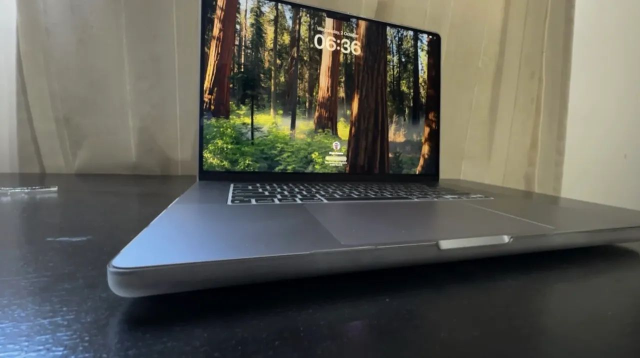 MacBook M1 Max, 32Gb RAM, 32GbGPU, 1Tb SSD - Foto 5