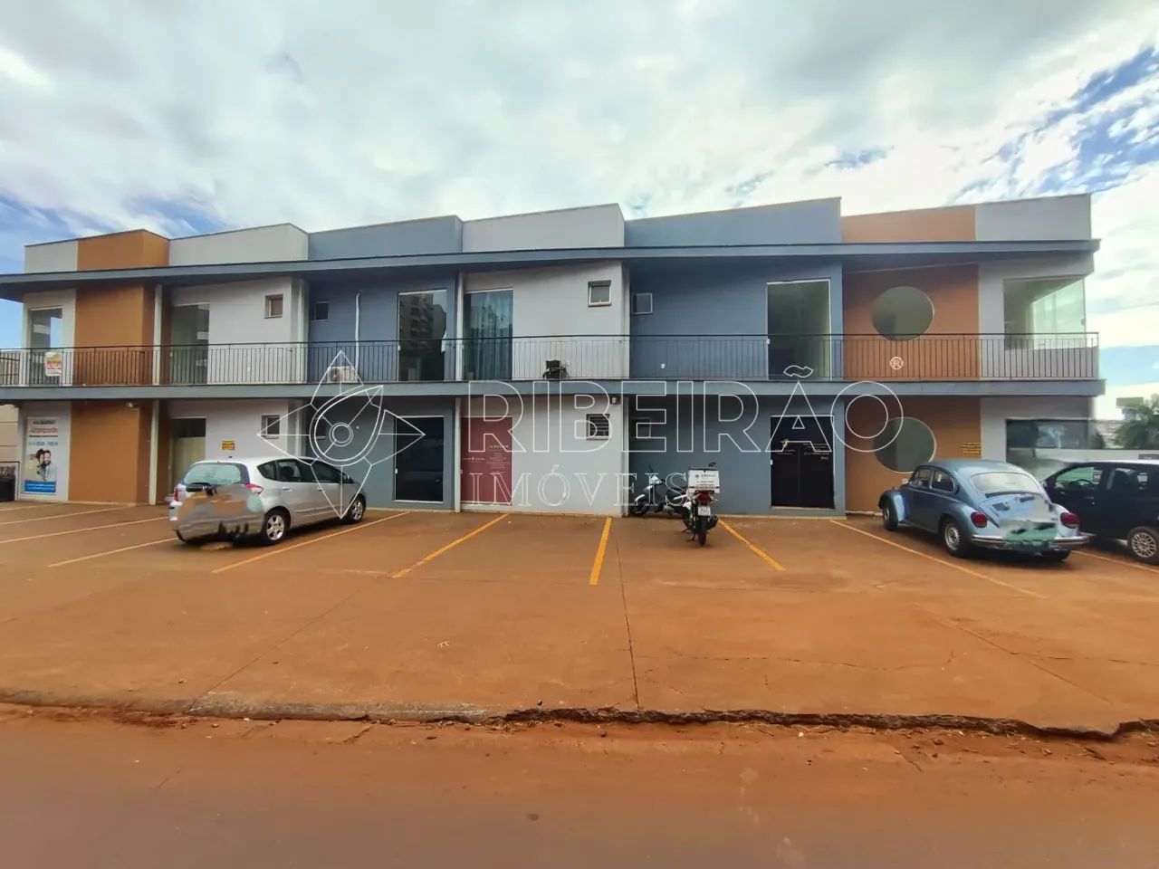 Sala para locação com aproximadamente 45m² de frente AABB Botânico