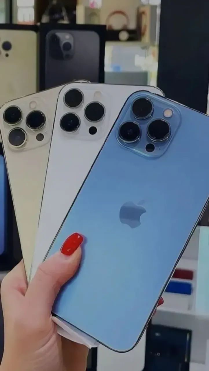 iPhone 13 