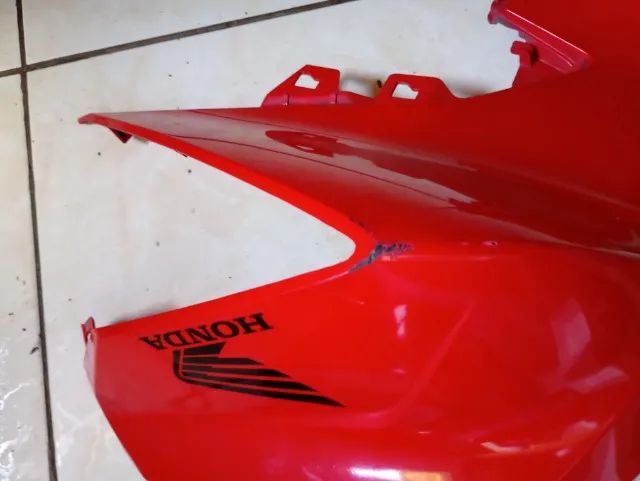 Vendo carenagens da cb 300 f - Foto 2