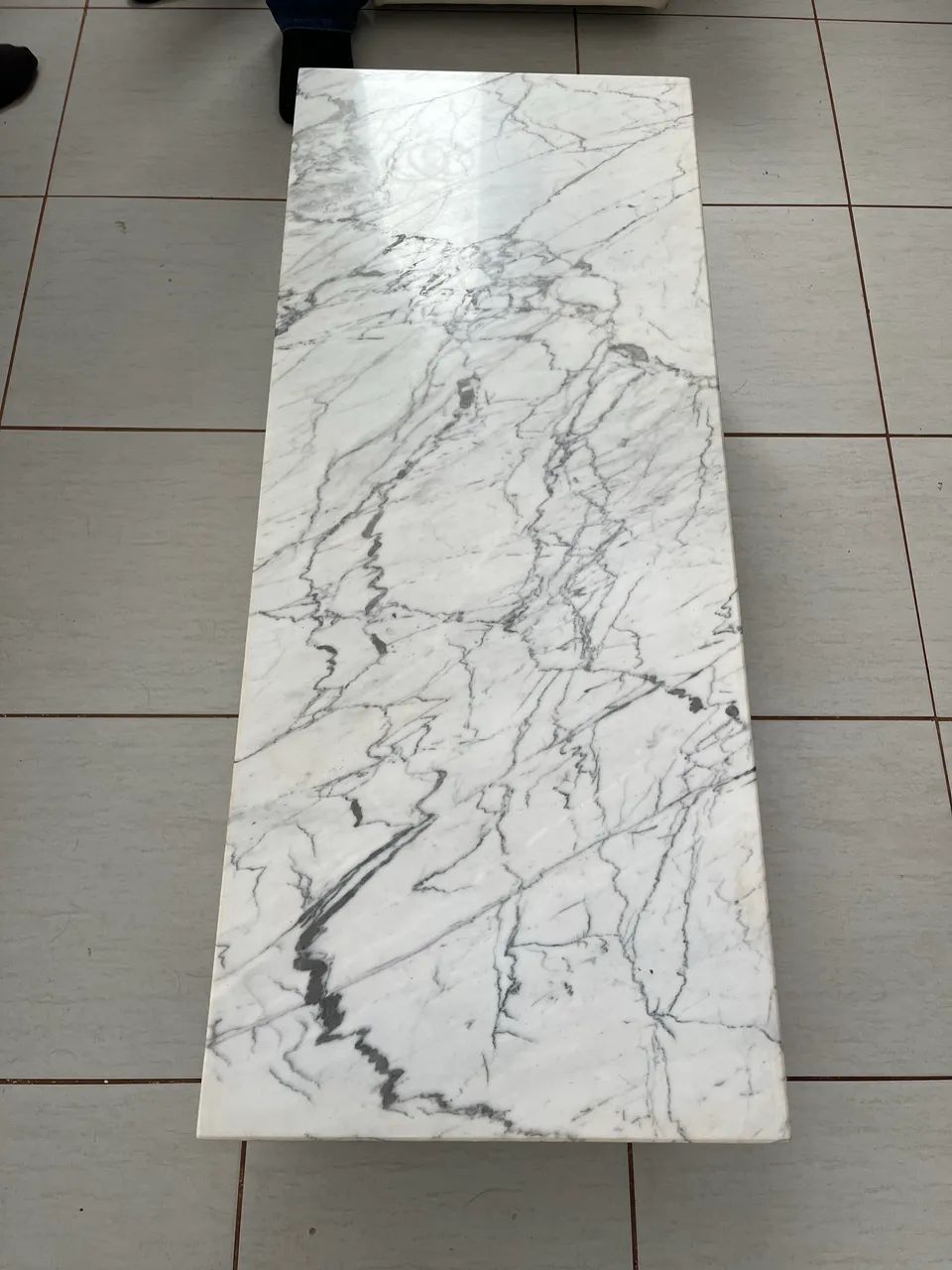 Conjunto de mesas de centro e laterais em mármore Carrara  - Foto 4