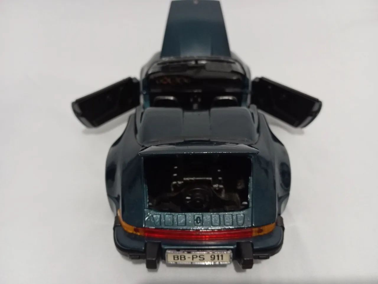 PORSCHE 911 SPEEDSTER 1989 - 1/18 MAISTO MINIATURA - Hobbies e