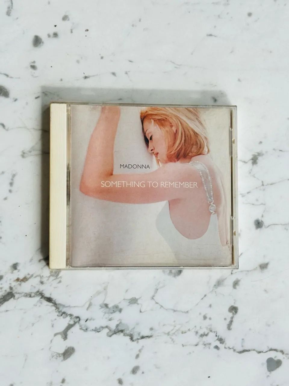 CD importado Madonna Something To Remember
