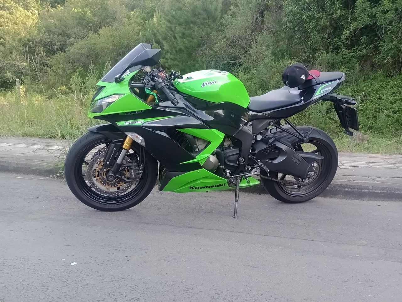 Kawasaki Zx-6r 636cc 2013 - 1473544042 | OLX