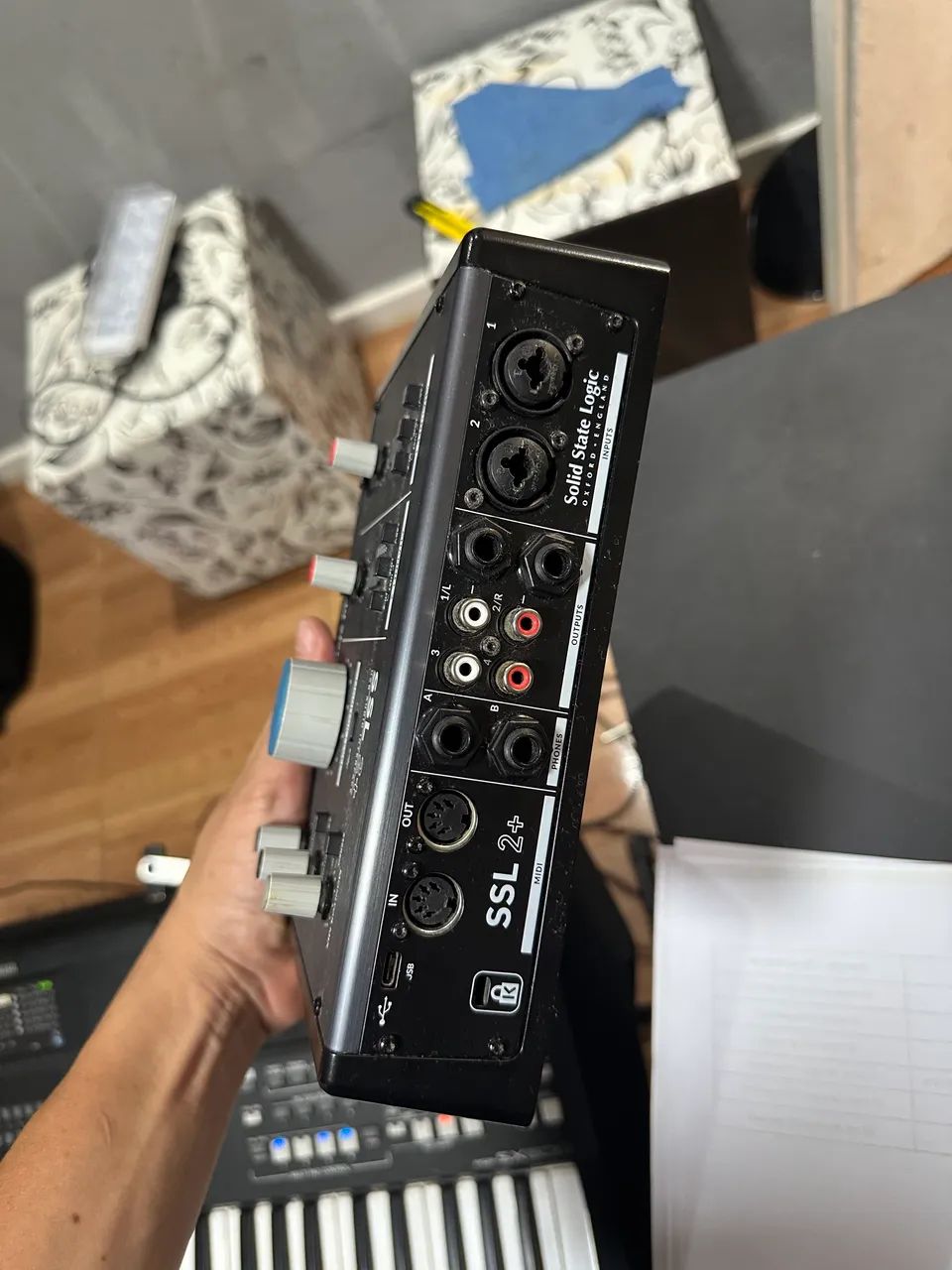 Placa de áudio SSL 2 + - Foto 4