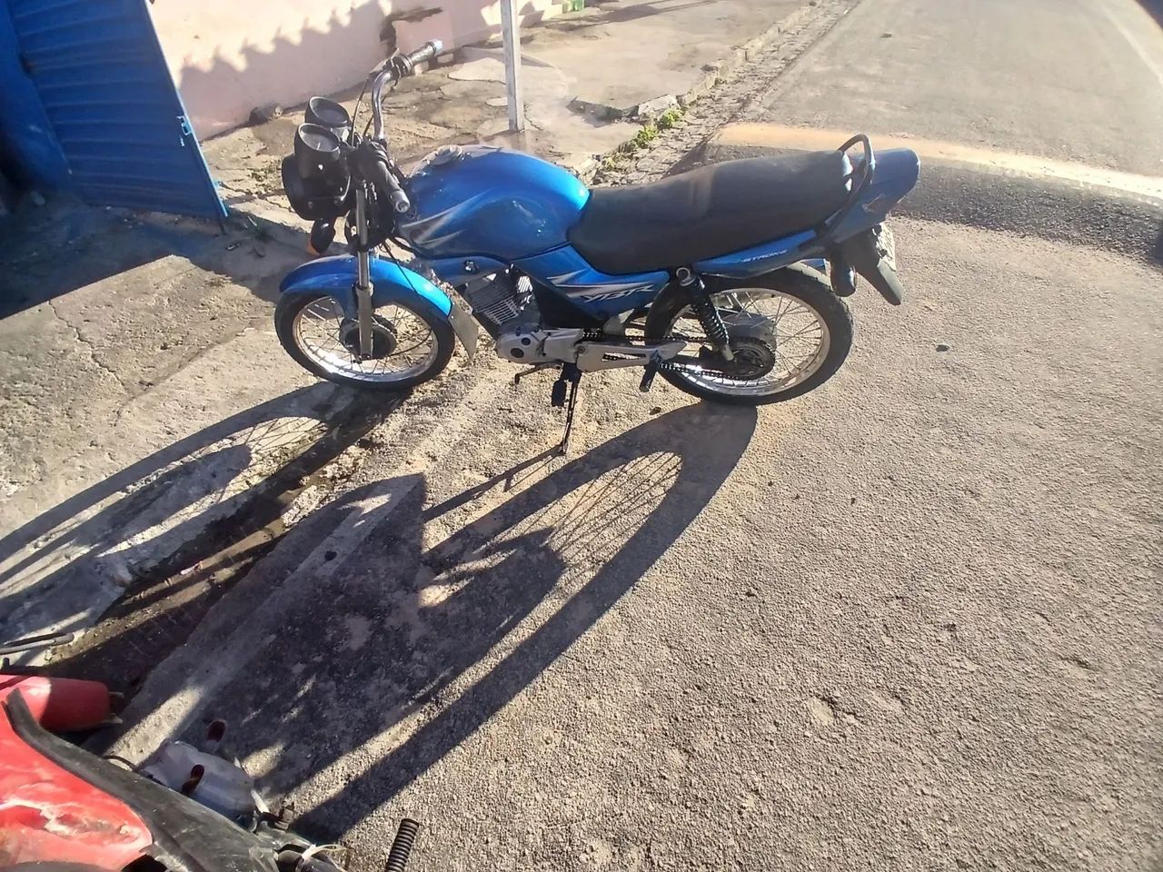 Ybr 125 2005  - Foto 2