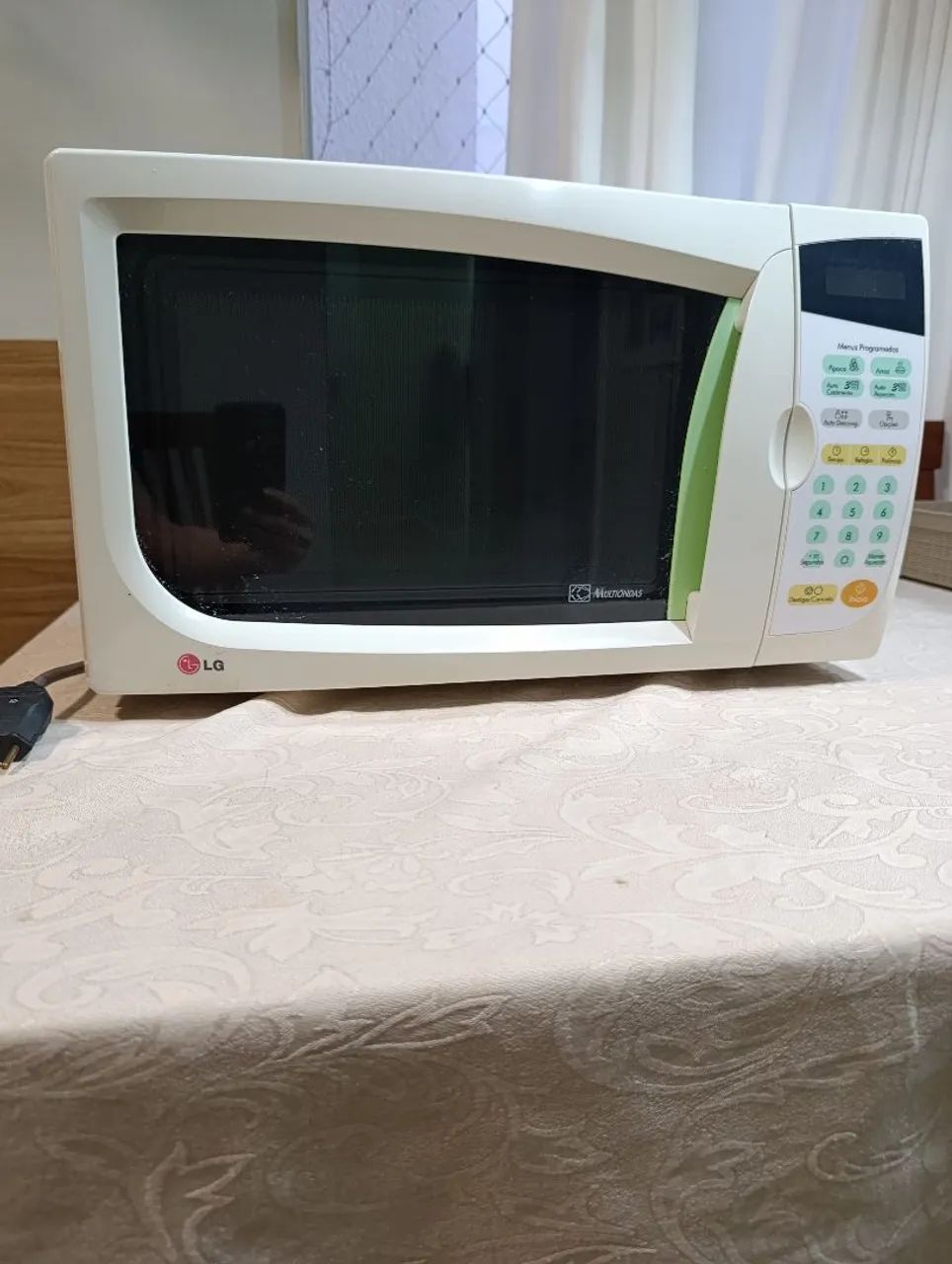Vendo Microondas LG 31L