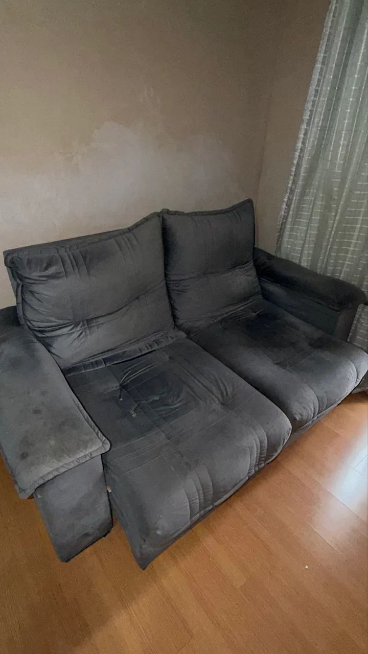SOFÁ CINZA RETRÁTIL 