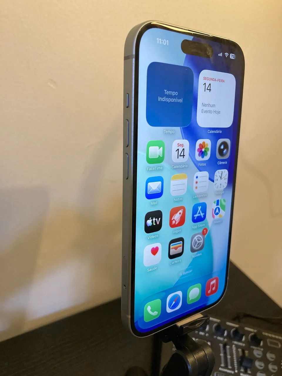 iPhone 15 128GB | Excelente estado | Face ID | 81% bateria - Foto 2