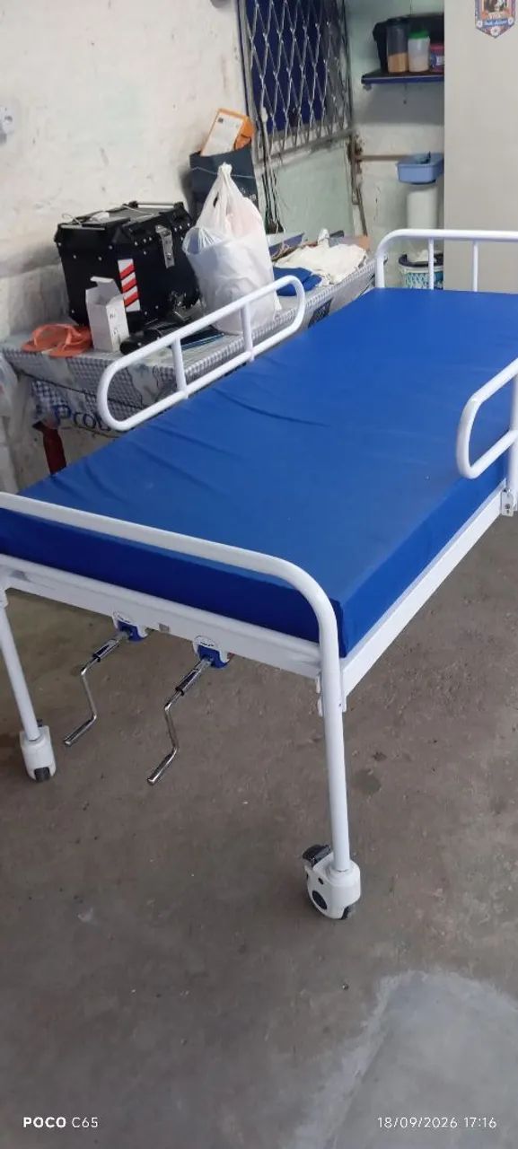 Cama hospitalar com colchão  - Foto 4