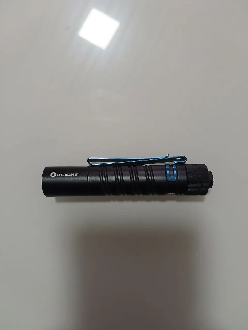 Lanterna olight i5R