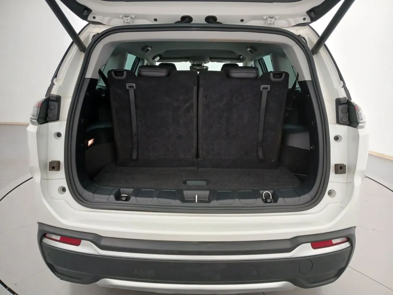 Jeep Commander Limited T270 1.3 TB Flex Aut., foto 9 de 18