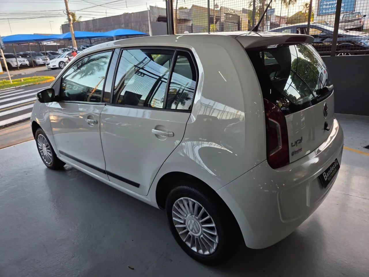 Volkswagen up! move 1.0 Total Flex 12V 5p, foto 4 de 13