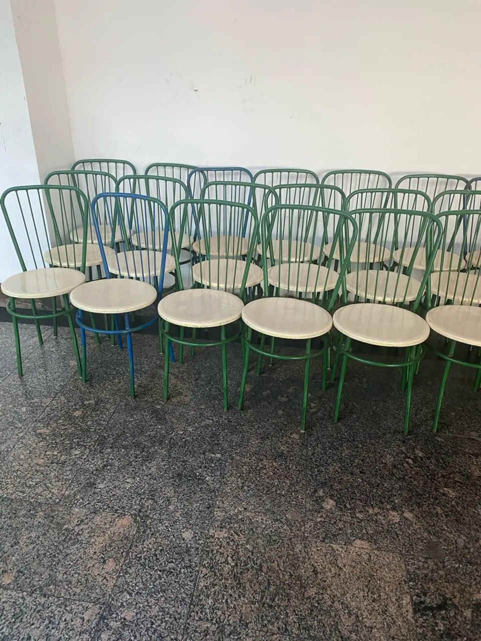 Cadeiras de ferro - Foto 2