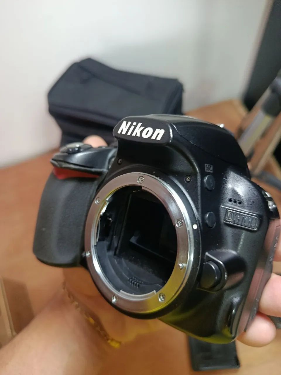 Corpo Nikon D 3100 + lente 18/55mm- apenas 60 mil clicks 