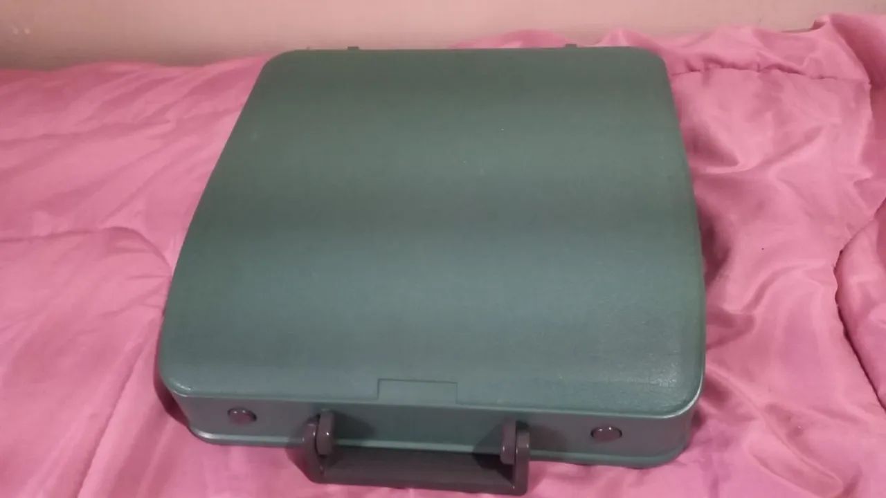Máquina de escrever Olivetti 82 - Foto 3