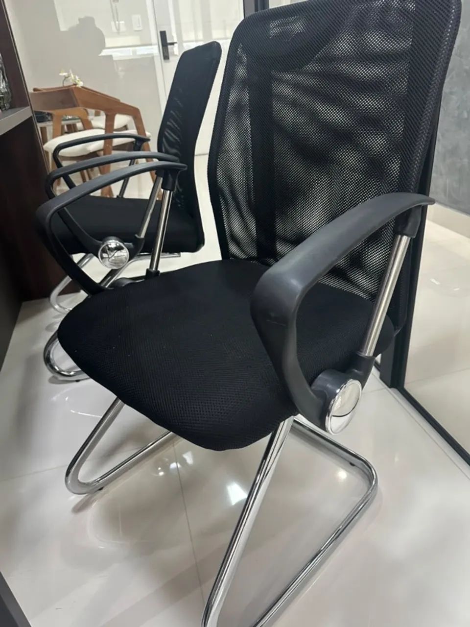 Cadeiras de escritório  - Foto 3