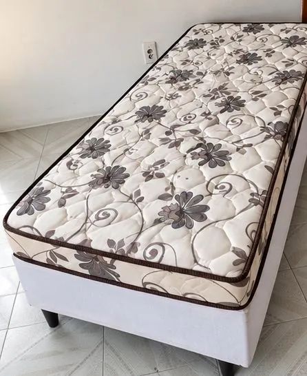 Cama de solteiro com colchão em bom estado - Foto 2