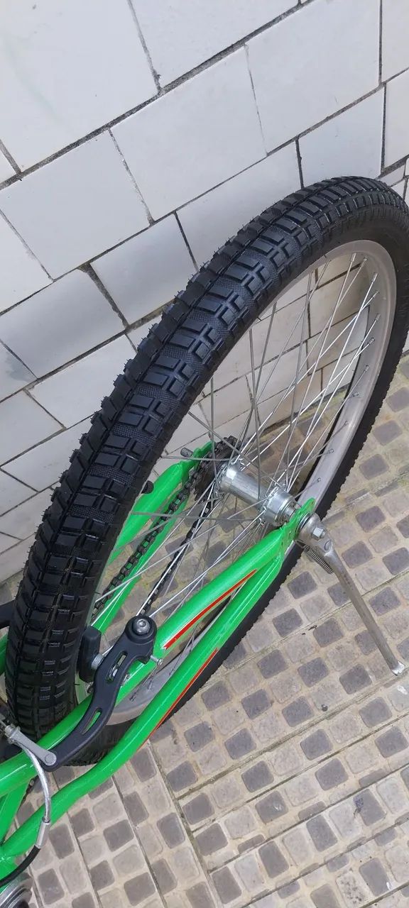 Bicicleta aro 24 semi nova  - Foto 3