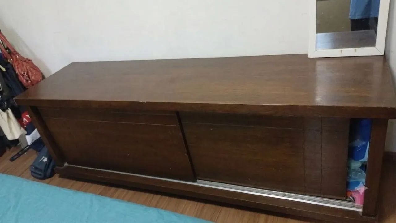 RACK DE MADEIRA MACIÇA