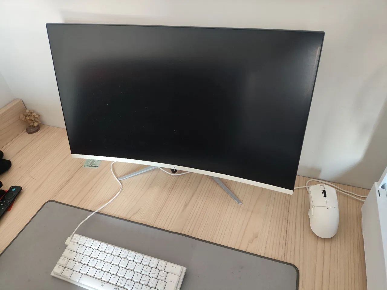 Vendo monitor gamer 27' 240hz curvo