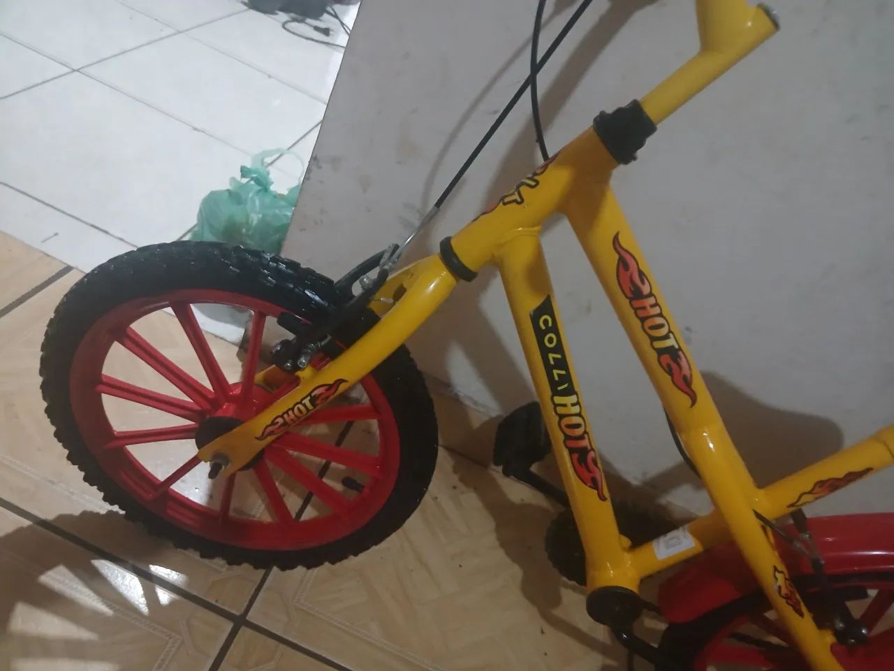 Vendo bicicleta aro 16 nova  - Foto 3