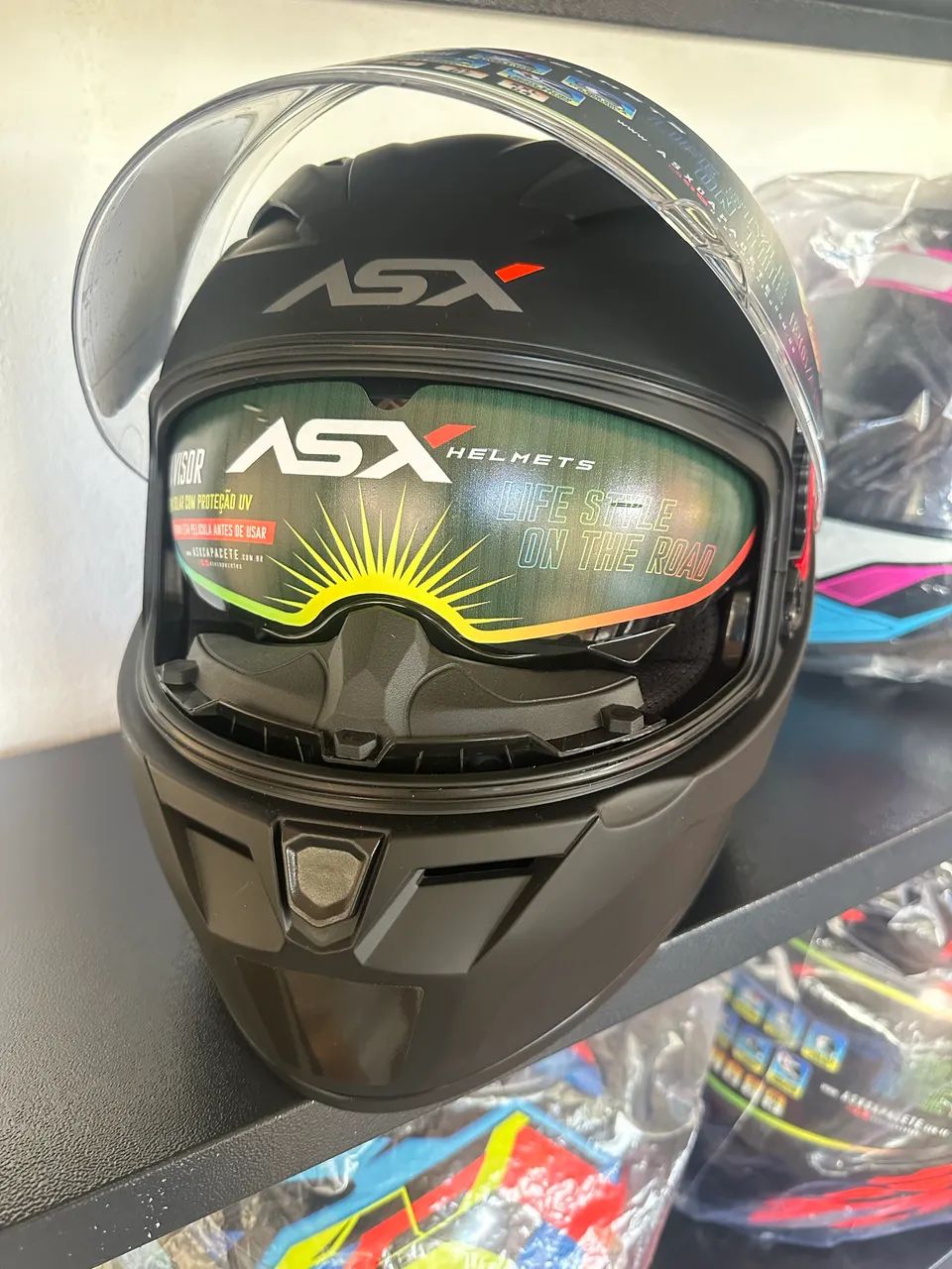 Capacete ASX Novo com óculos  - Foto 2