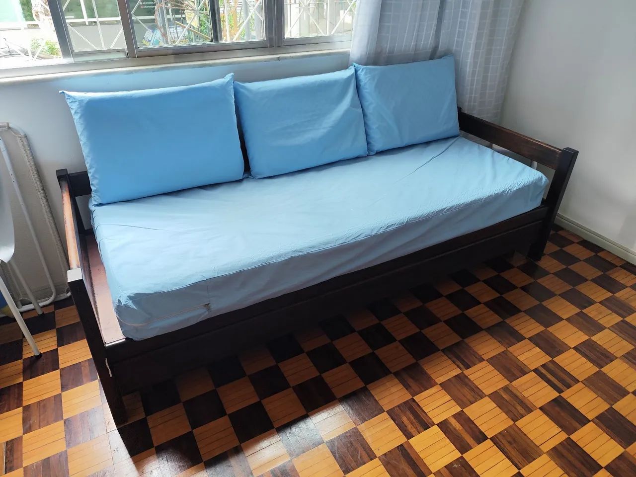 Solid wood sofa bed