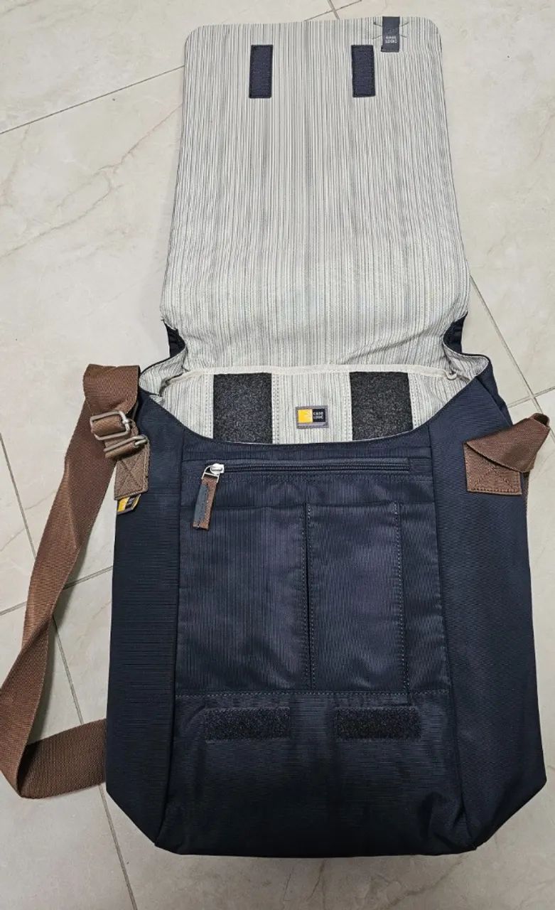 Bolsa Transversal CASELOGIC azul fosco - Foto 2