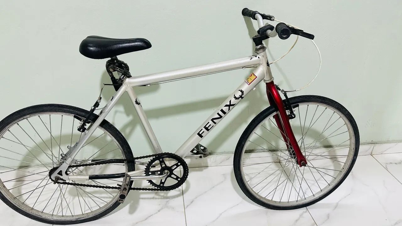 Bicicleta semi nova  - Foto 3