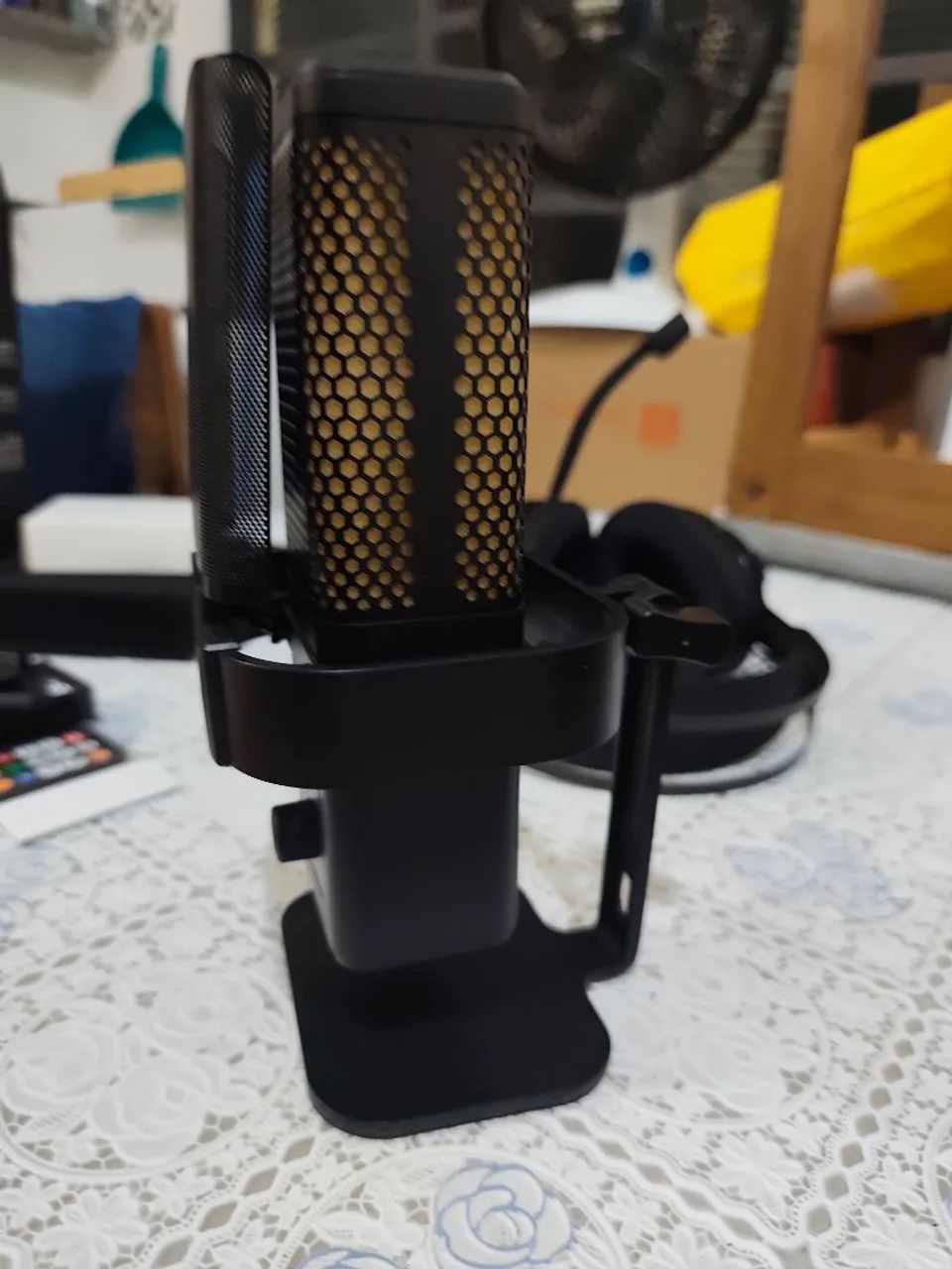 VENDO MICROFONE GAMER VIRWIR M6 - Foto 5