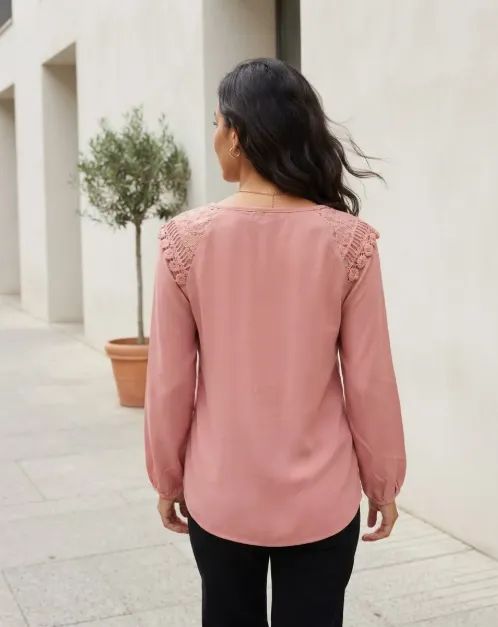 Blusa Social Manga Longa Sofisticada Renda Pérolas (Usado) - Foto 4