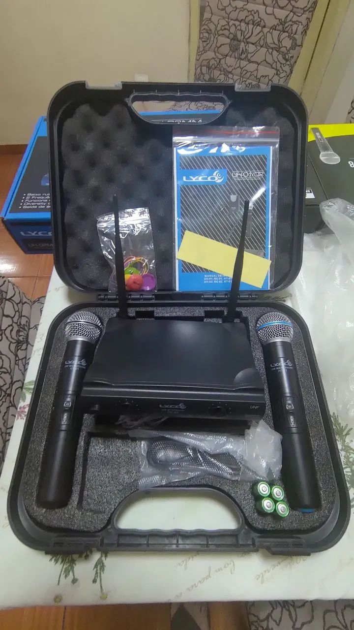 Microfones  Lyco sem fio  novo 