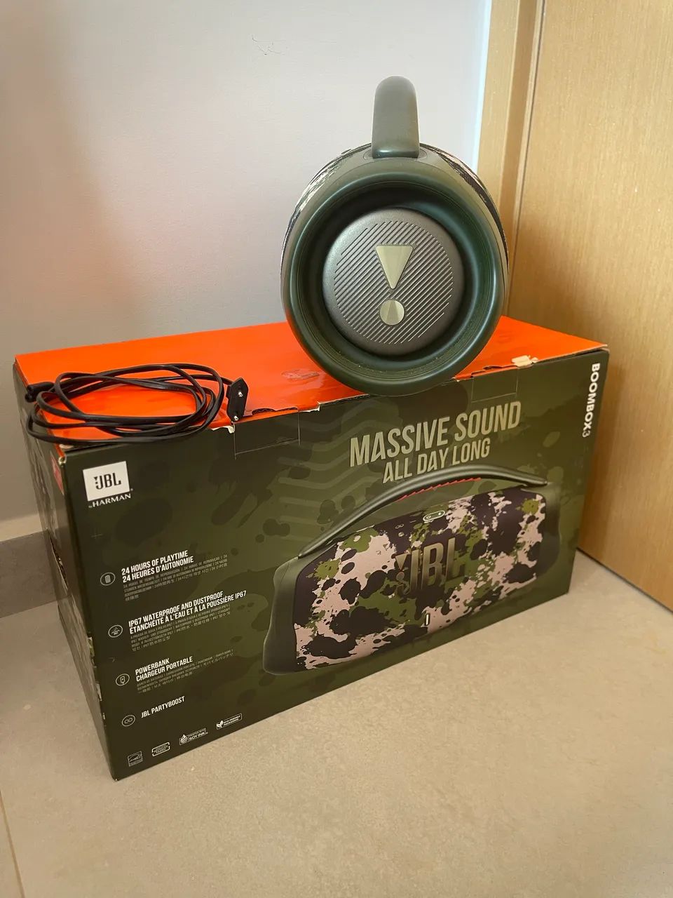 Caixa de som JBL BOMBOX 3.  - Foto 3