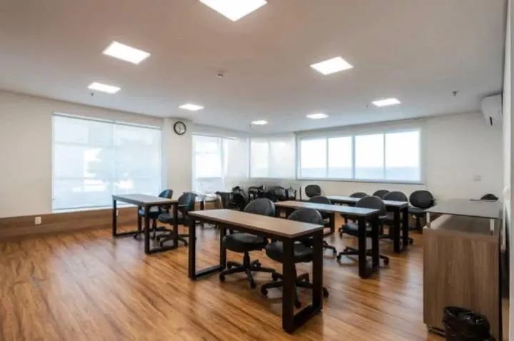 Sala comercial na Avenida da Liberdade, 1000 - Sala 701 - 714  96 m²
