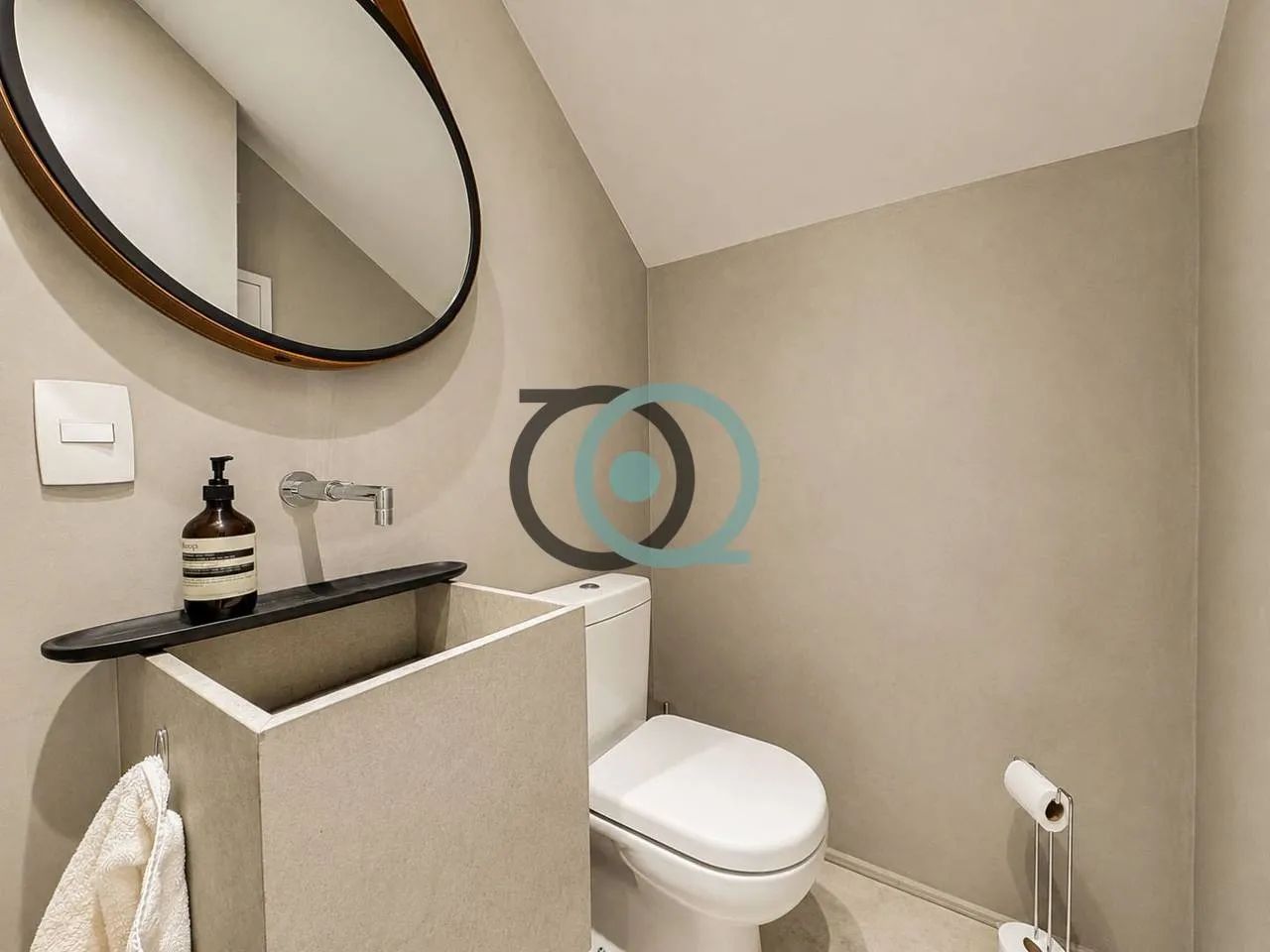 Duplex contemporâneo com design sofisticado no Itaim Bibi - Foto 5