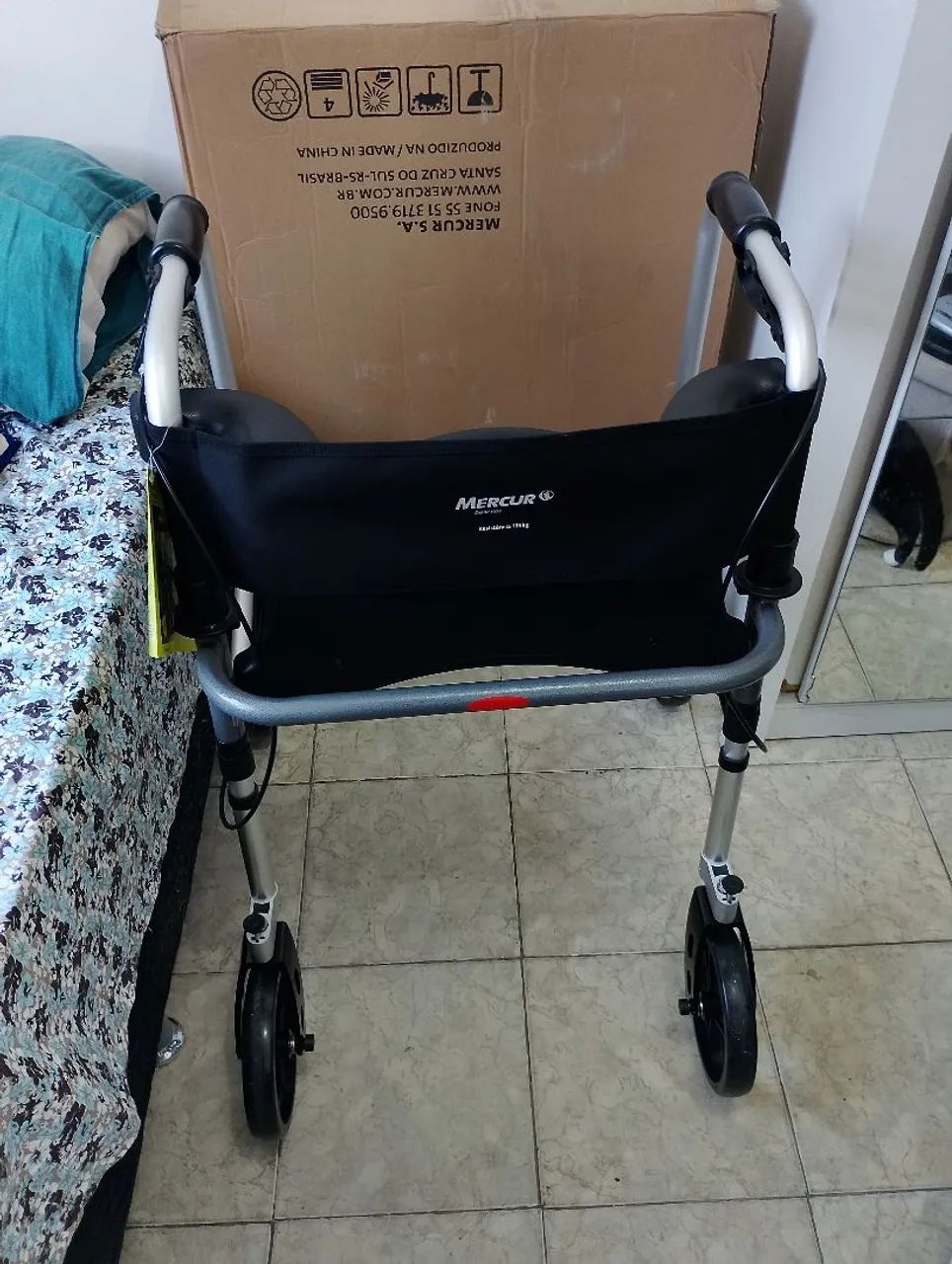 Andador 4 rodas 