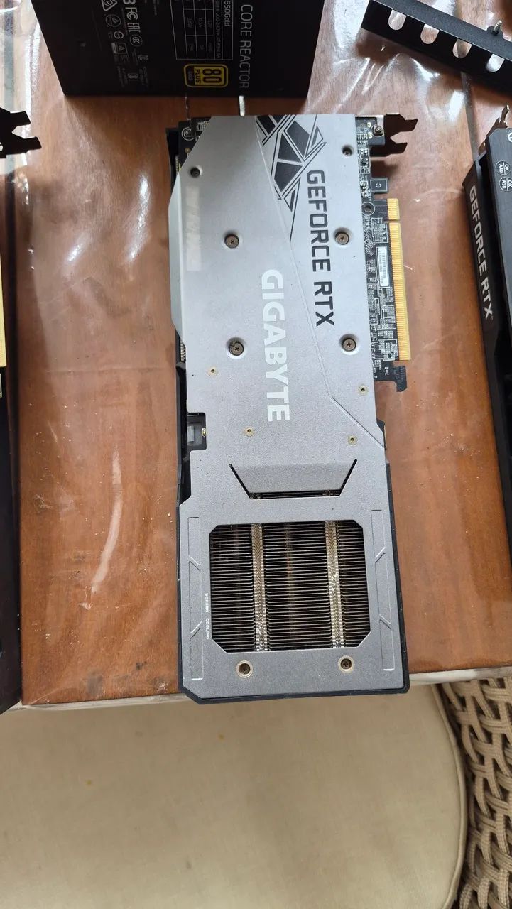 Placa de vídeo (RiG desmontada) - Foto 2