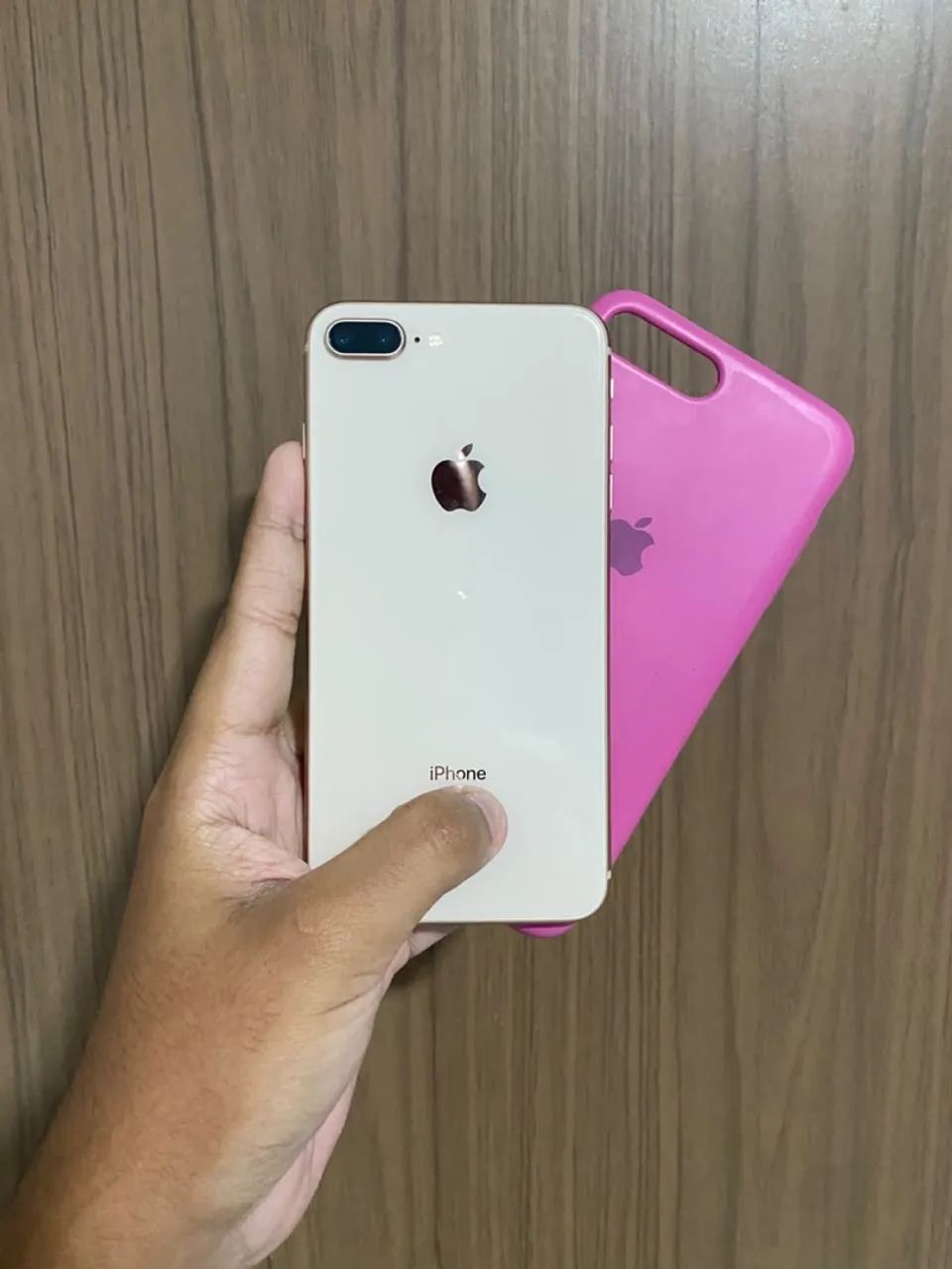 iPhone 8 Plus