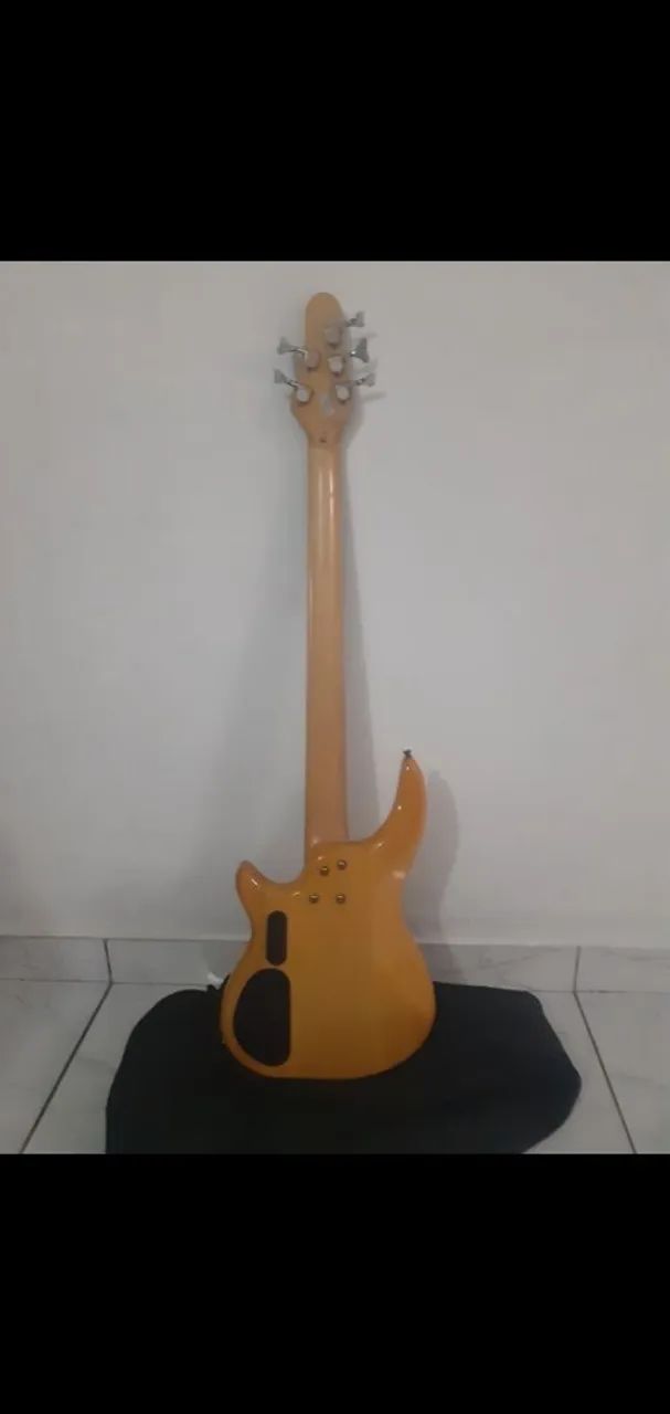 Baixo - Foto 3